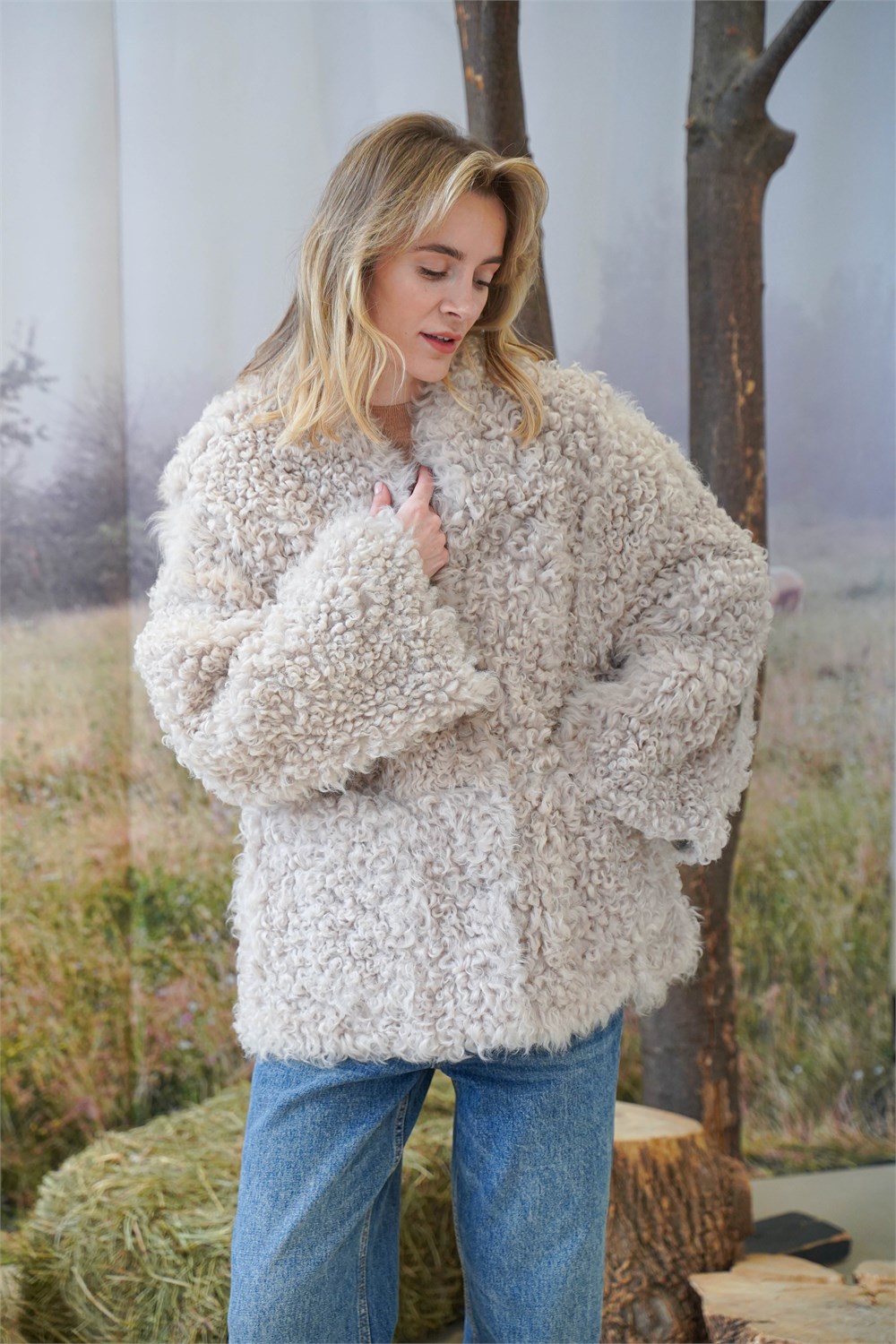 Двухсторонняя дубленка с шалевым воротником из длинношерстной овчины 2125